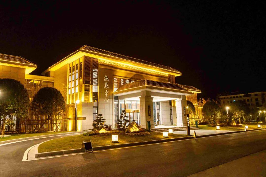 年底冲量，一卷到底！【299元建湖温泉康养纯玩三日游】免费五星温泉，免费棋牌，KTV，空调，洗漱用品！2顿早餐+4顿特色正餐，跟车 有导游！！