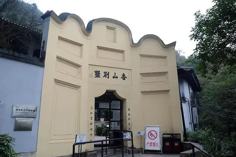 bec3feaa0b10a4c38edd9a29ce67b0a4-sz_593564