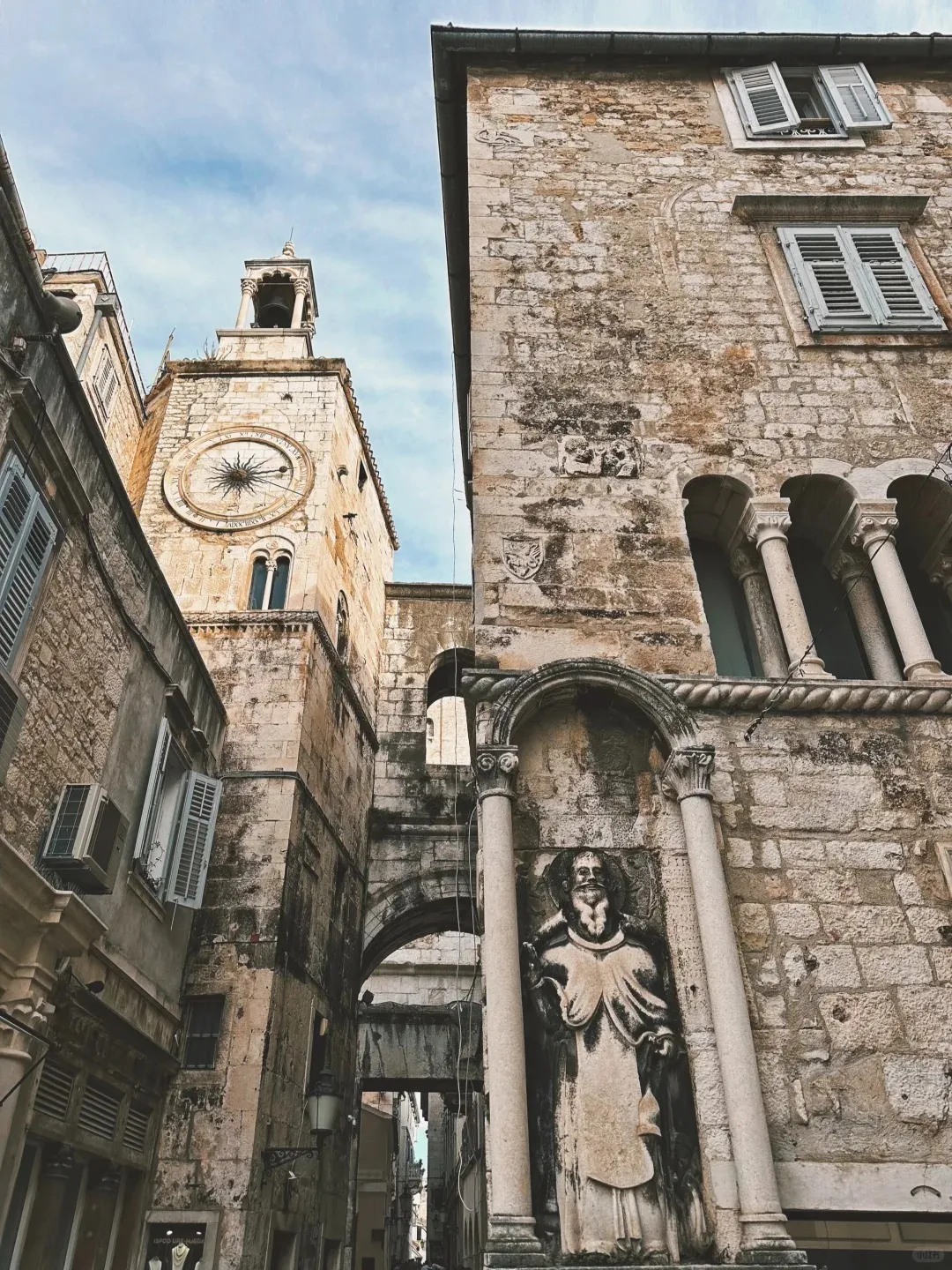 c03023cfb24ac87ed9e85e84c7e79183-sz_612363