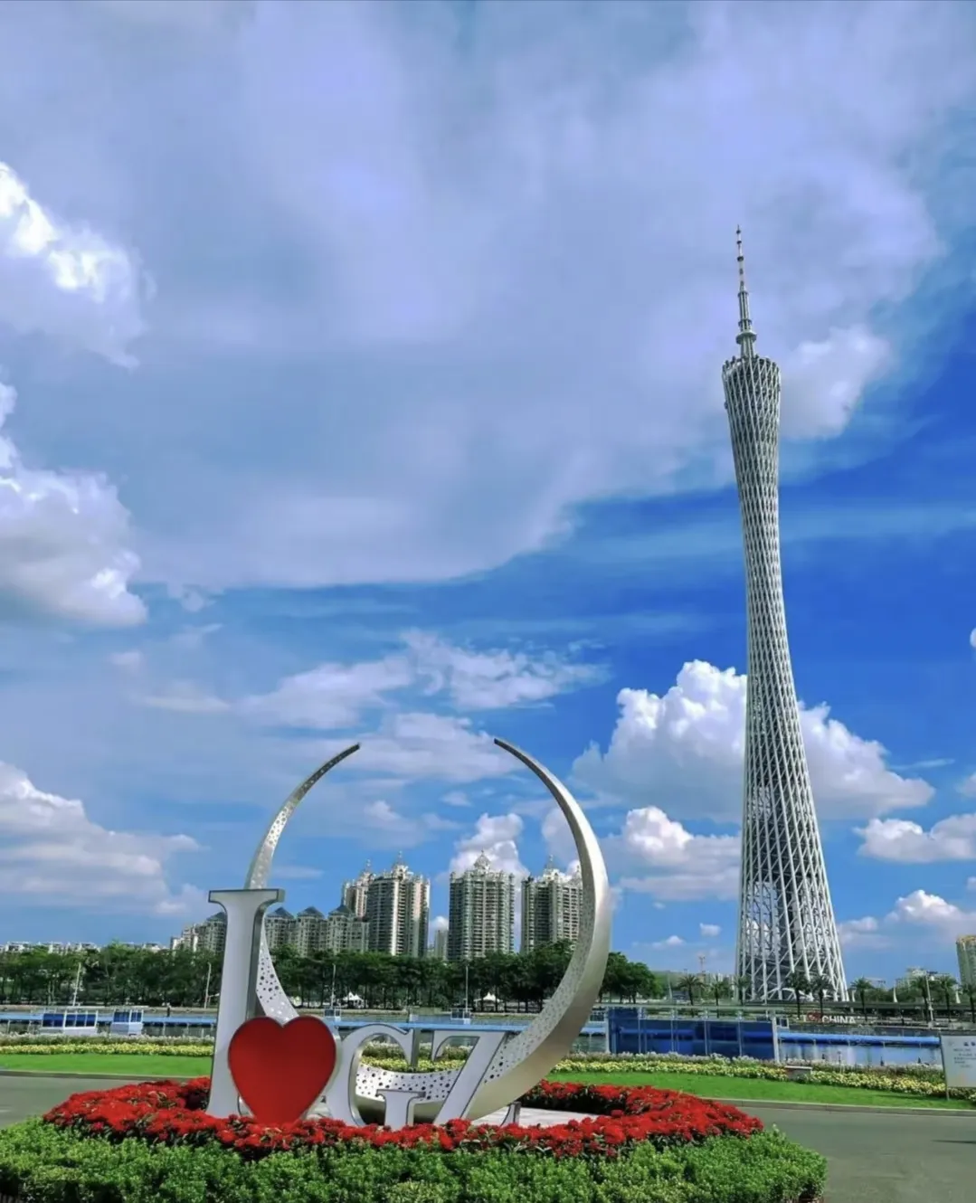 c05bdde1a9a97bafef73e0cb6b81e2fb-sz_620113