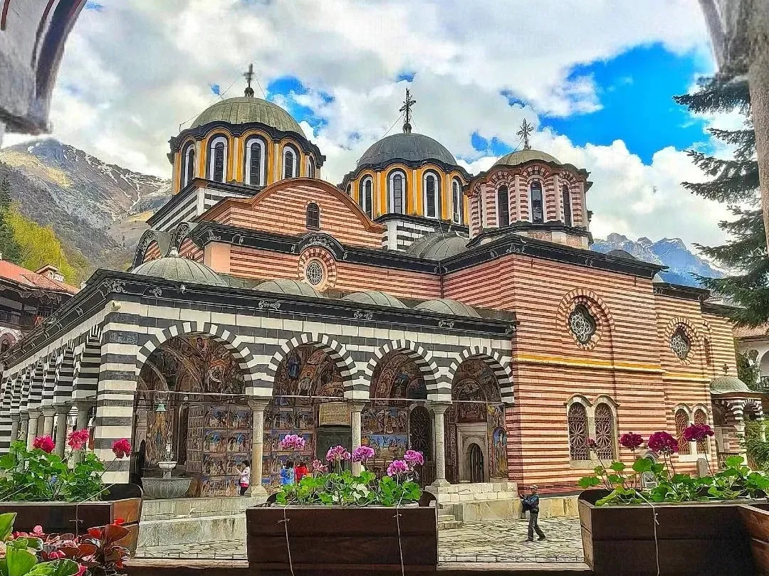 c2209946f85dfc3701498b06fd62079a-sz_623076