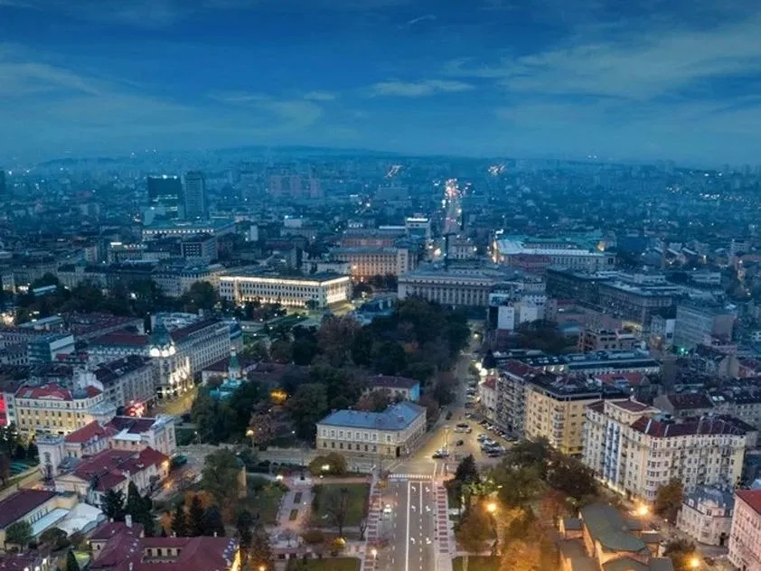 c352275f6653d37937701ad84a42e1e6-sz_350267