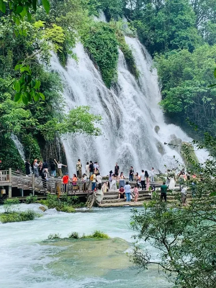 ce750d10ed9f90a545889c39c8e62111-sz_266217