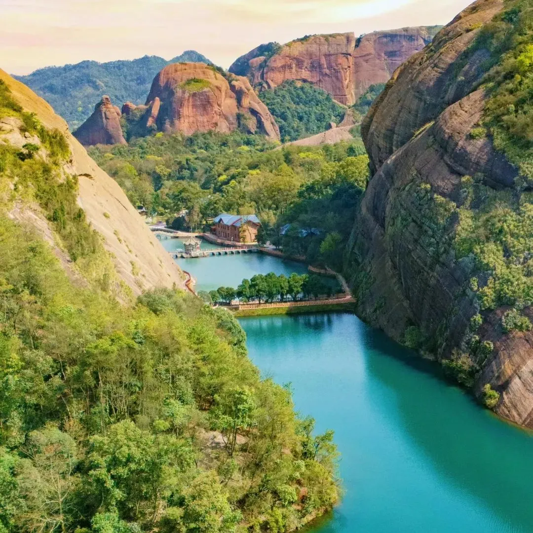 cedd3efda27761ecae3a4bcccaea77f0-sz_304529