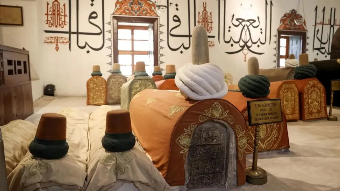 d22a48f618d43673c86ad71f15659198-sz_192284-2