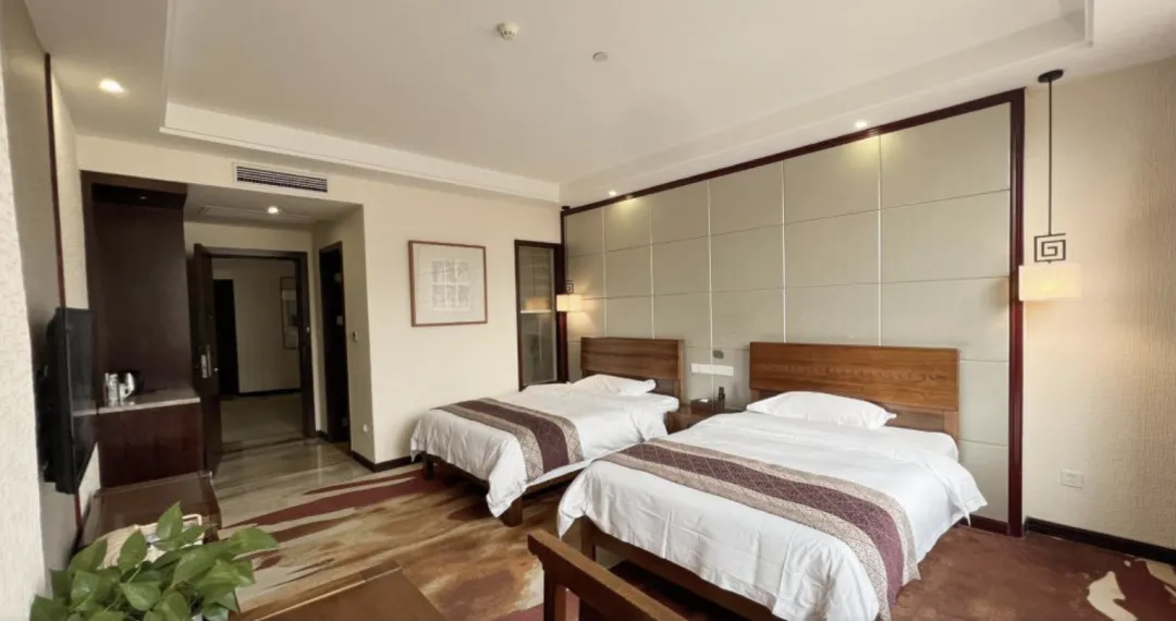 d3db741bc796a7706101ab770c3af855-sz_1521552