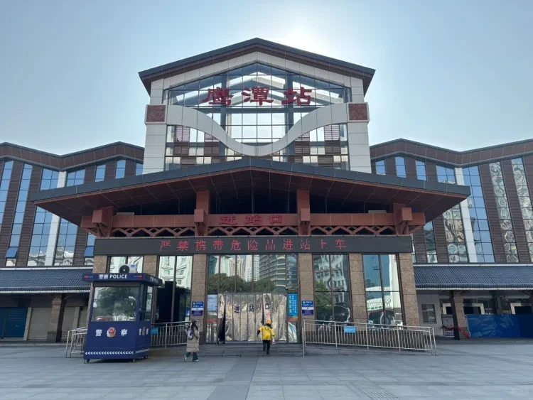 d930ae03916adcd5a7cf3feb96871500-sz_2239083