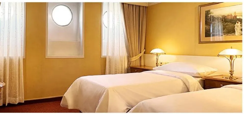 d9c110cff49c3d018b67a06a6f3fd4bb-sz_548685