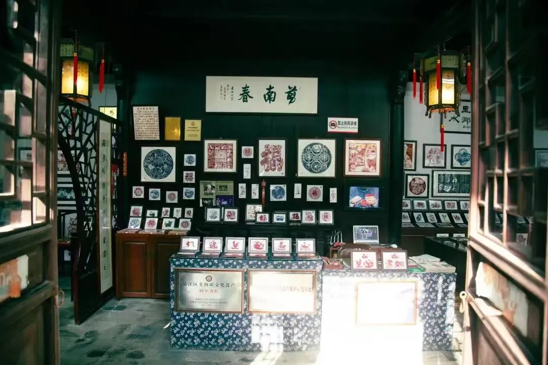 dbe0330de04a312c602ad8c8d62baf90-sz_130851