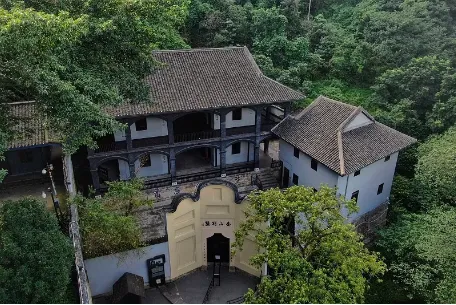 de2489596623a697c4014f81ae17fad4-sz_372077 de2489596623a697c4014f81ae17fad4-sz_372077