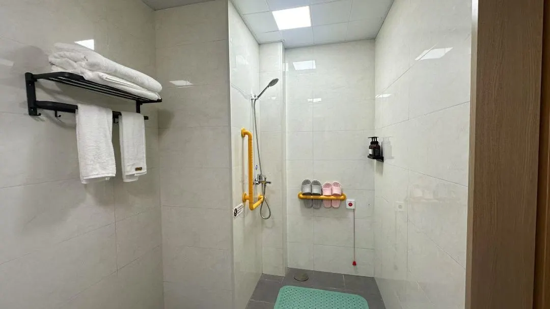 deb9425fbd1be9b1acd1fec94c41c7c0-sz_64833