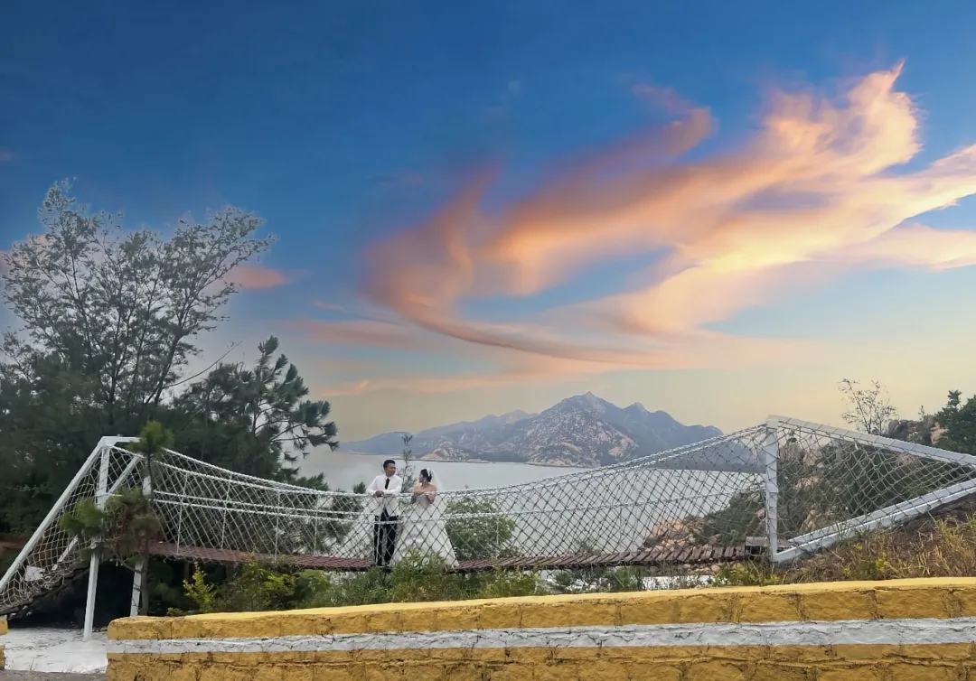 e07f8974df133726873ec06333f4898d-sz_201351