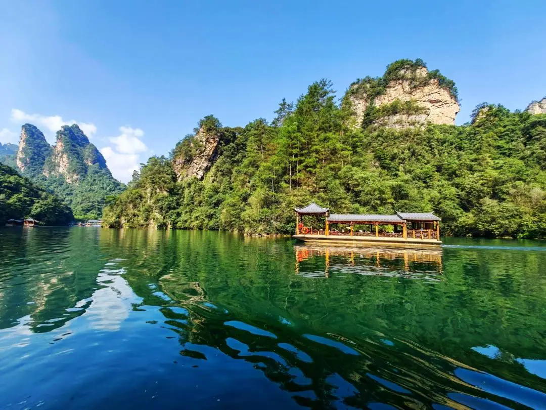 e2e0c715686bda008bb32c3375ce79be-sz_155558