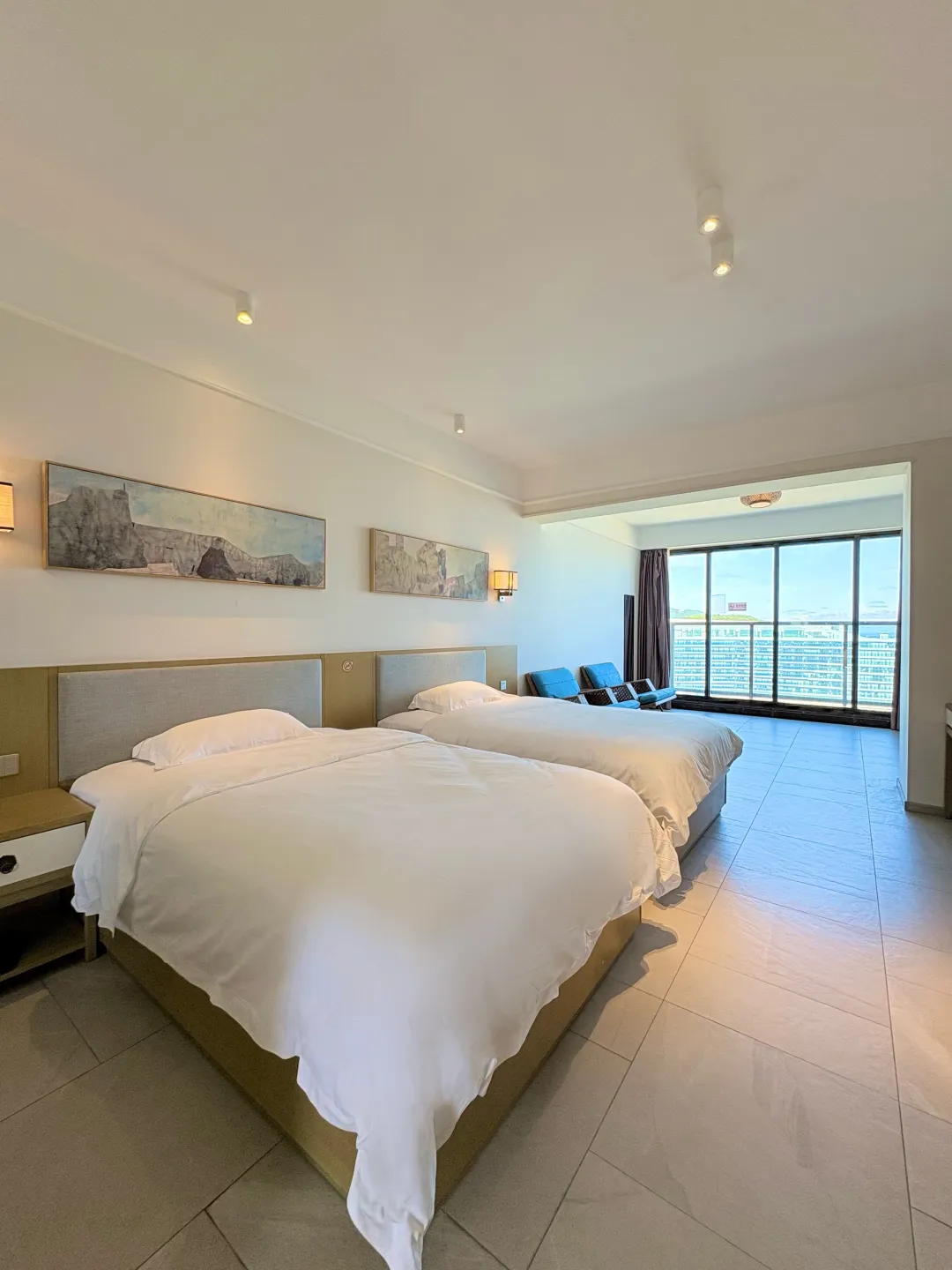 e460d28c129693ad7a6a7a66af126e9f-sz_3689892