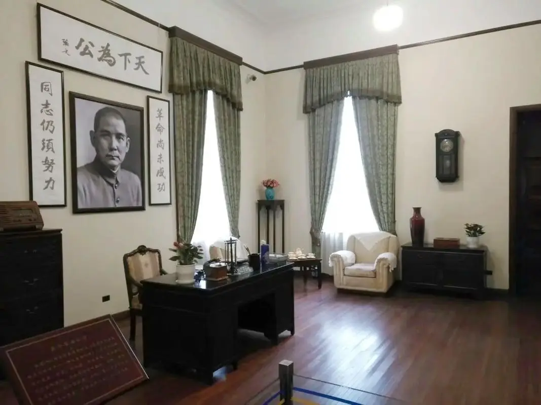 e4711a8bb3f8b6431d16960584f5b716-sz_74860