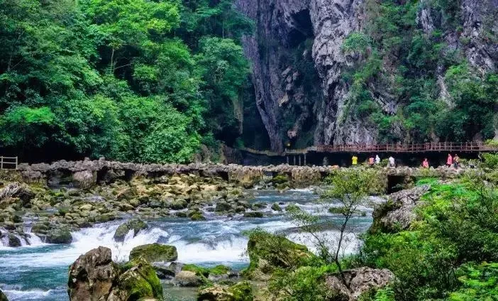 e49e736bba9147e5b5425262b375c067-sz_101651