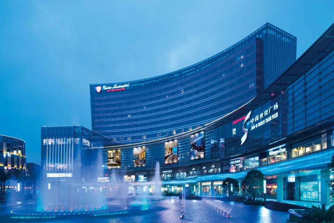 5钻 奢牌联名 跨界艺术之作【昆山托尼洛·兰博基尼酒店】享CBD繁华商圈◆3天2晚◆499元/人◆含2早4正◆11号线地铁直达