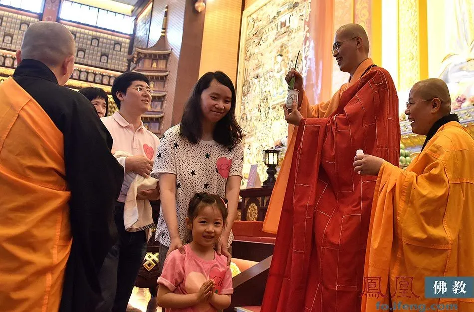 eabaf69074b76f17208023a2ec30ecb4-sz_132433-1