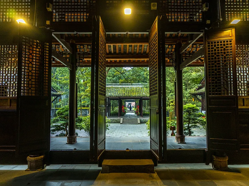 eb3a43b183ff51236f2bfb1a5defc045-sz_1296219