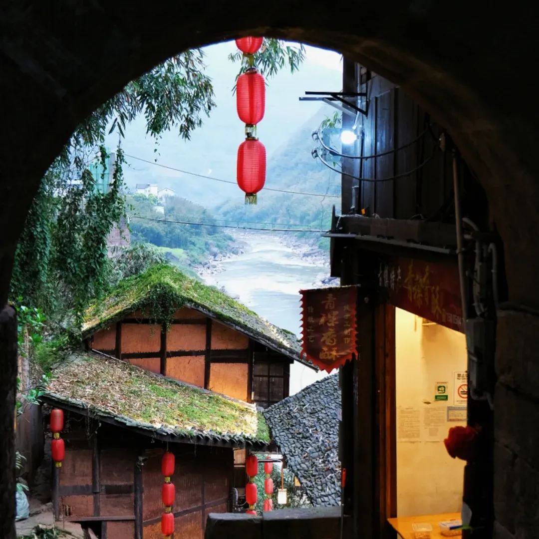 ebe9f7a0dbb9fea1e59b1494914ebf09-sz_1887149