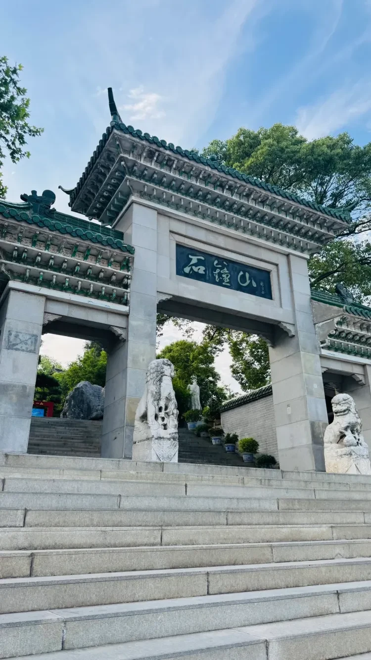 ec50aeb1deb9bdec1d40af2efff35018-sz_3756825