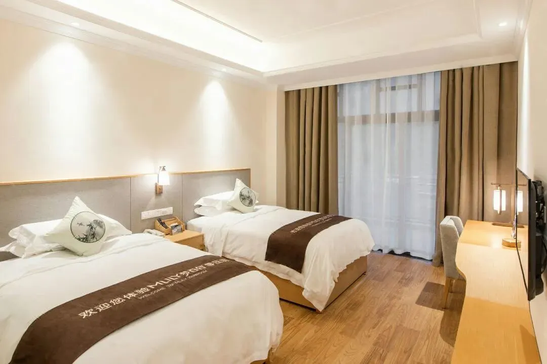 eed093277f148f3417138780f9165b34-sz_80486