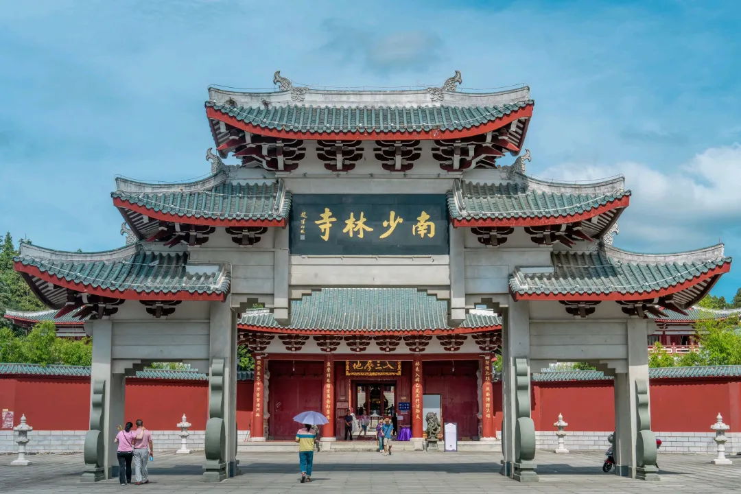 eef462fec76f22dafbed28a9ea14d0cc-sz_689073