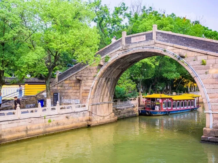 f0a0438e1086308a24649557c4b2f719-sz_3100587