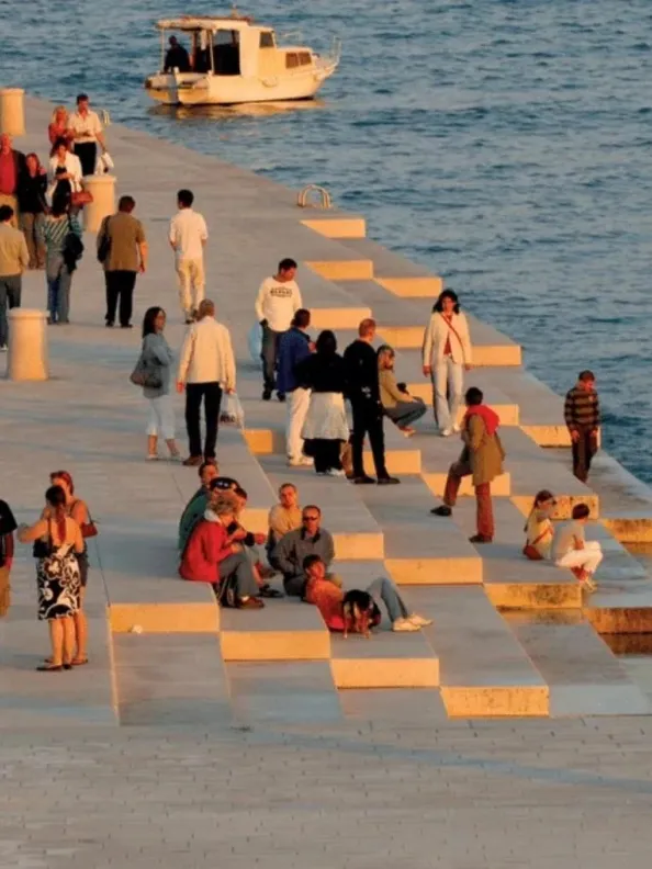 f2ce141111fb70951ff833a3c55a76ff-sz_289701-1