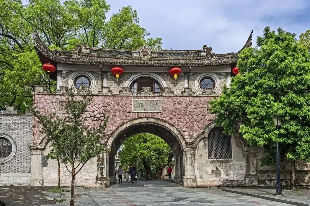 f514dc43627e325d10c7eee287bd3e5b-sz_1978987