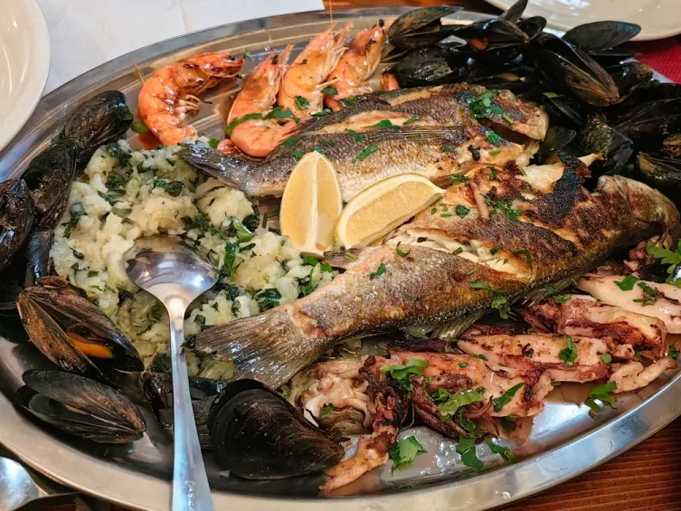 f5c7513dfaf631534f83f8380527505a-sz_517374