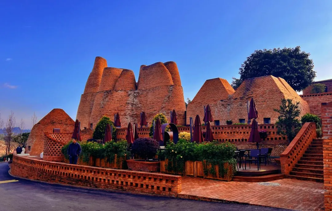 f70c987fe48a6ecad74a4cbcf38c900a-sz_2803372