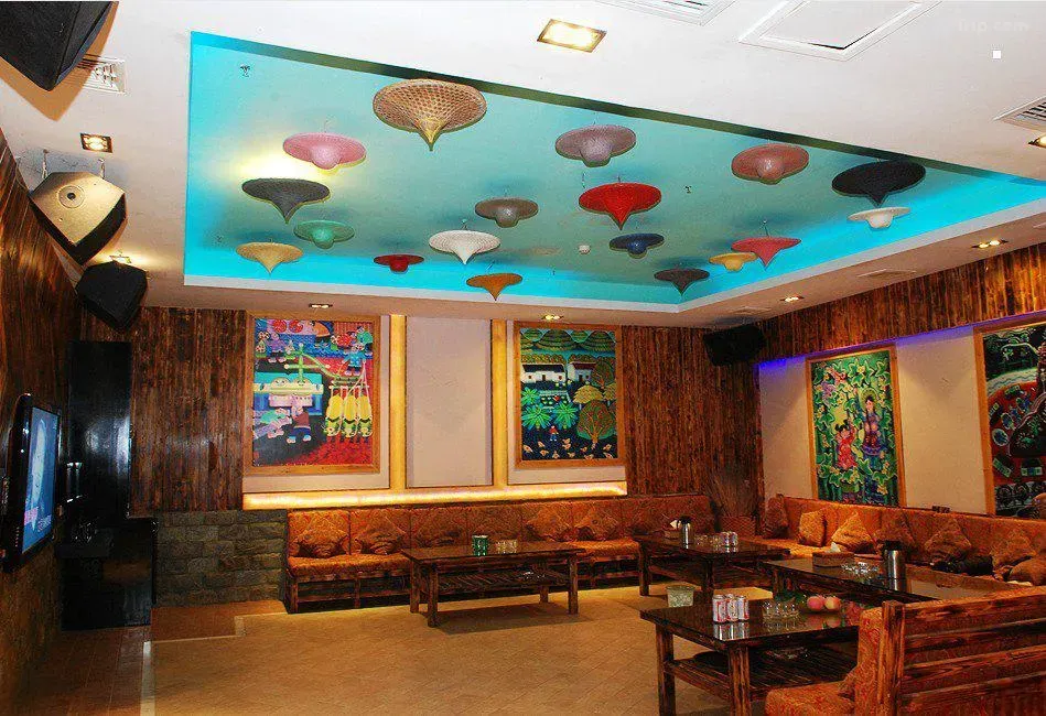 fa063a582c0091a72a1e1a26042bab6c-sz_1139499