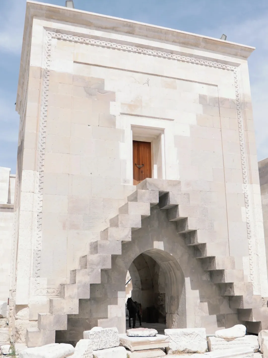 fb932144c9f496592498a0a4fe020c4e-sz_309762-1