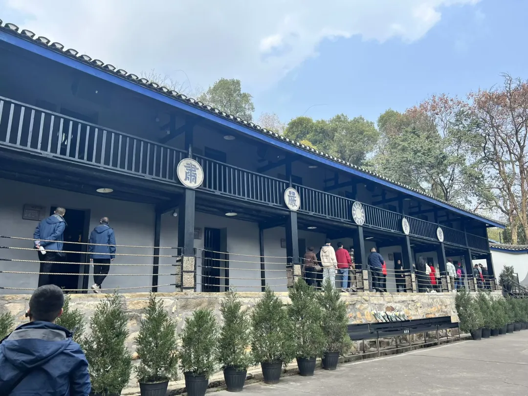 fc9c072520dd48a12ec186cf4519ec12-sz_734003