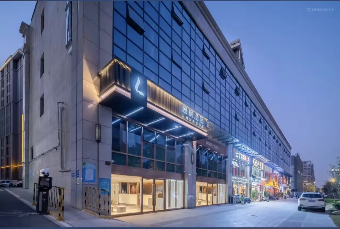 fe1866261115e3f89d668ad8820e9d61-sz_495654