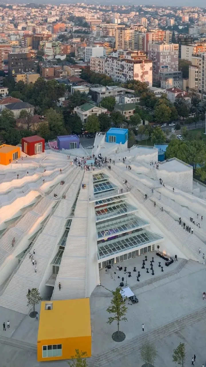 ff1a3190f46b3740ab00700b1f9d30bd-sz_471815