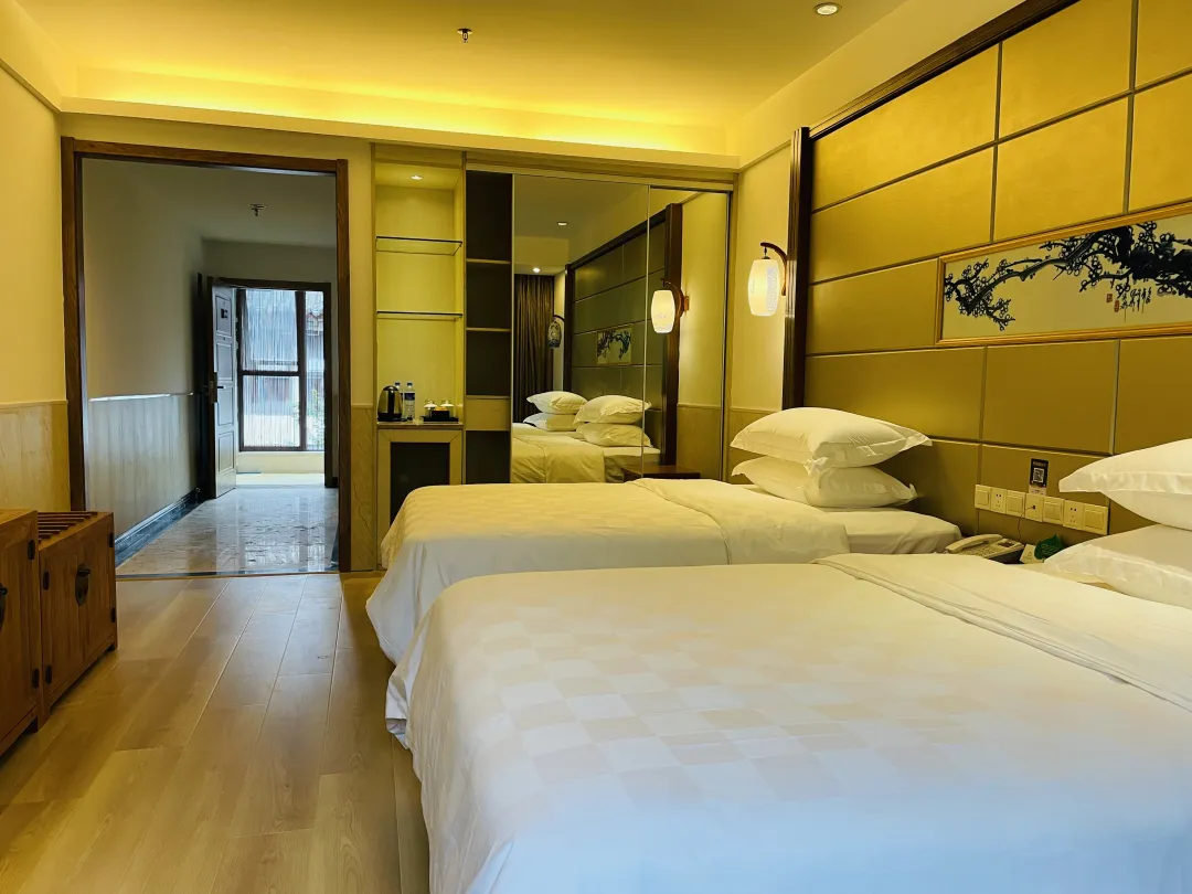 ff2331c8bf037ae841cce6a94425dbd6-sz_6546359