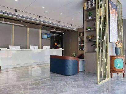 zOqaRApBMpzbK-VdvHcktLCcXVOiwURD