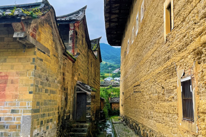 00000000CiYOnuGZFphjCyQo-1