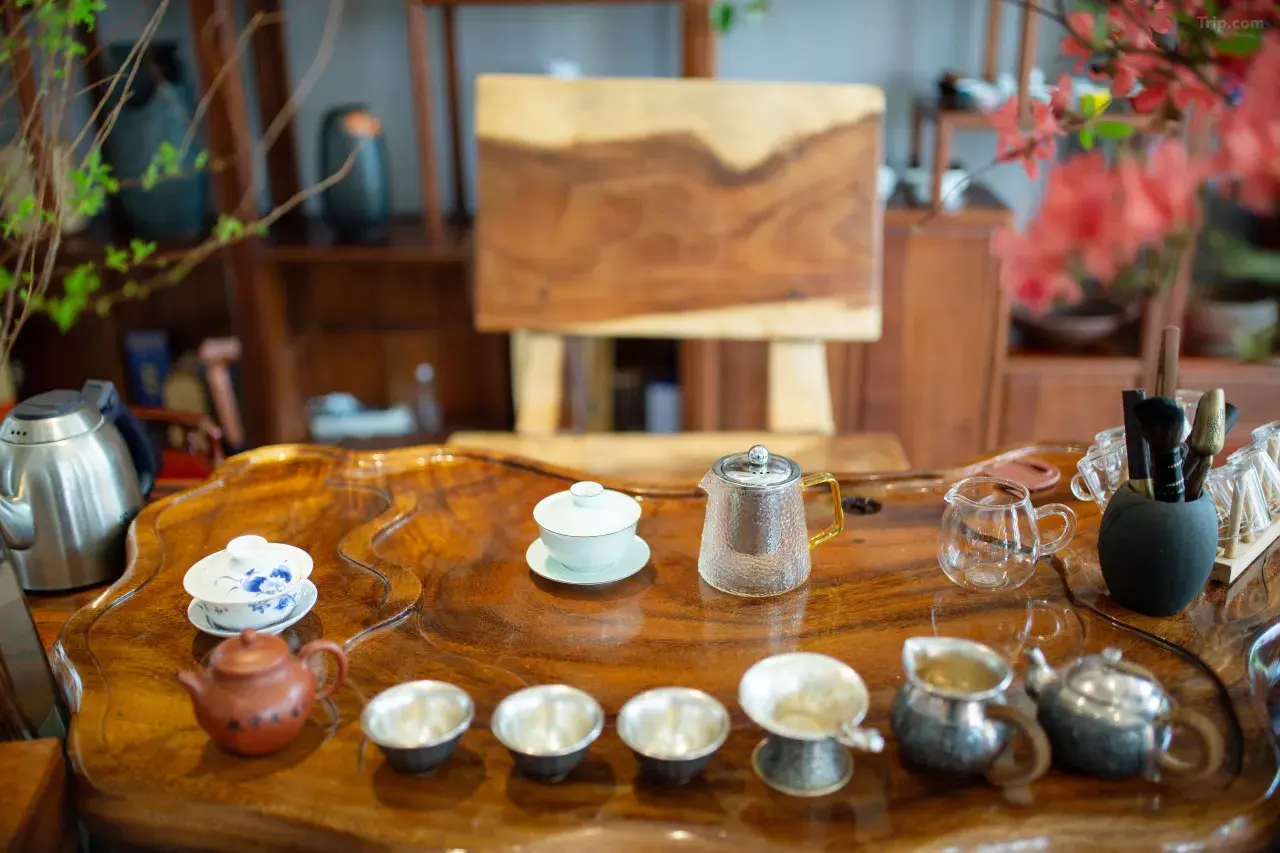 00000000EfdeIBwzcFeDSMgQ