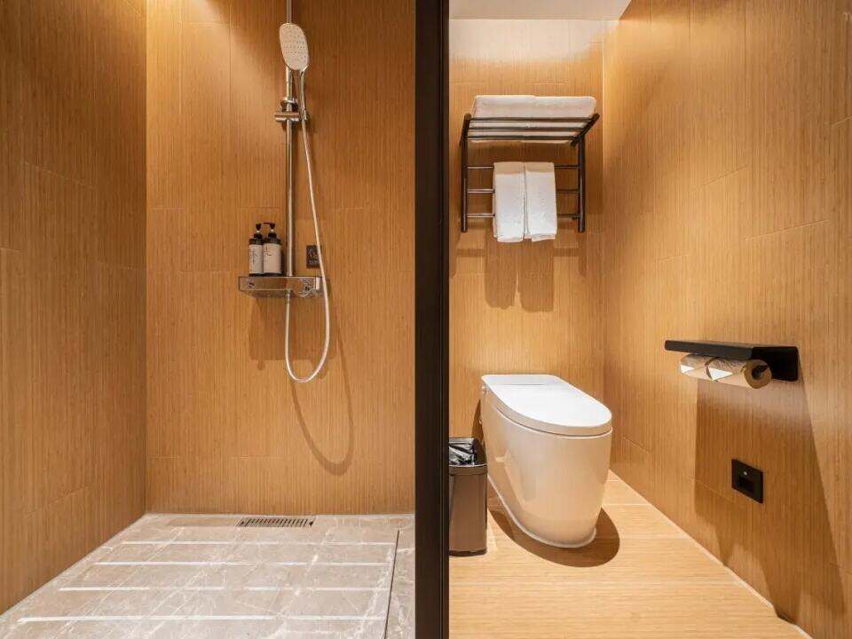 00000000HRqRyAKyeIykmPUO