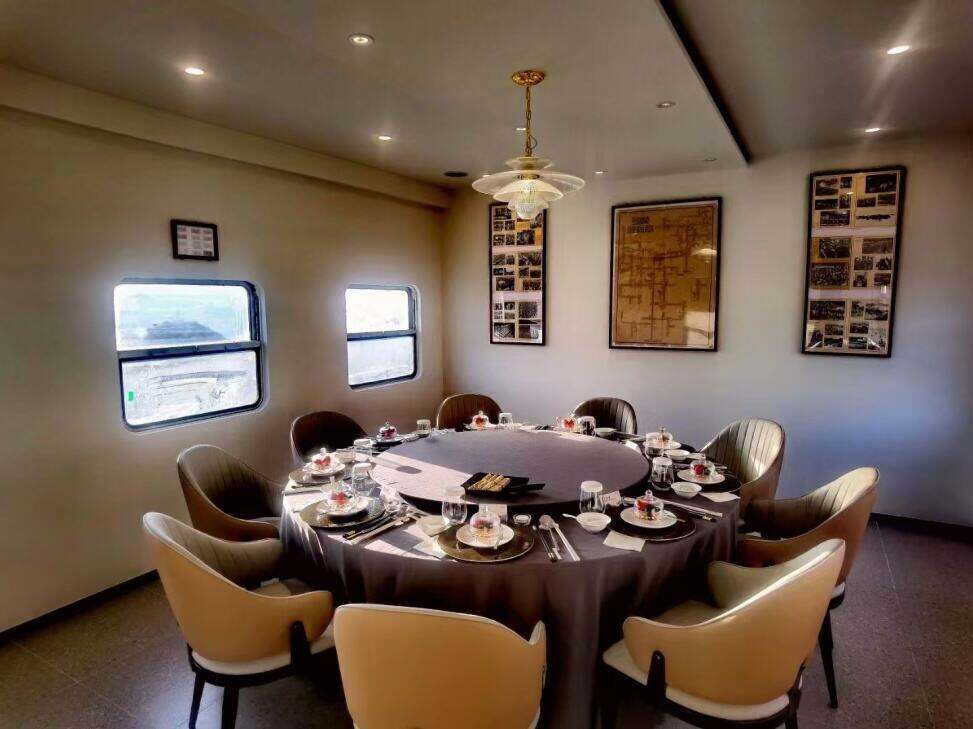 00000000HnGpvBiDDveoWbgK