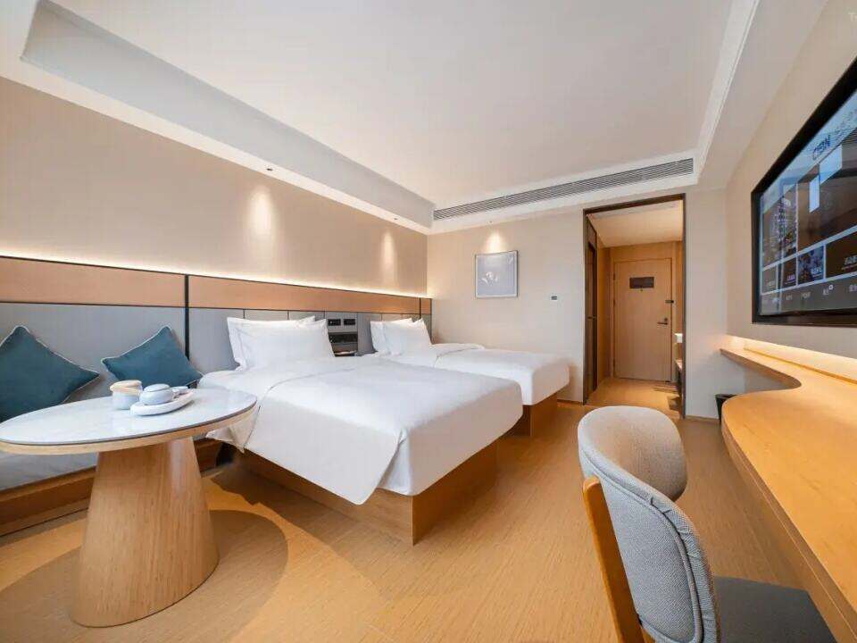 00000000JDUKAvEDUfCtwbQF