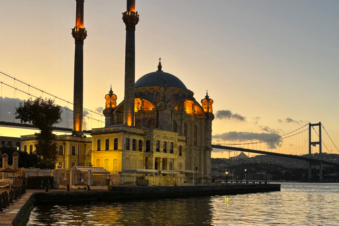 00000000LAxuqjlOXchsvWBi