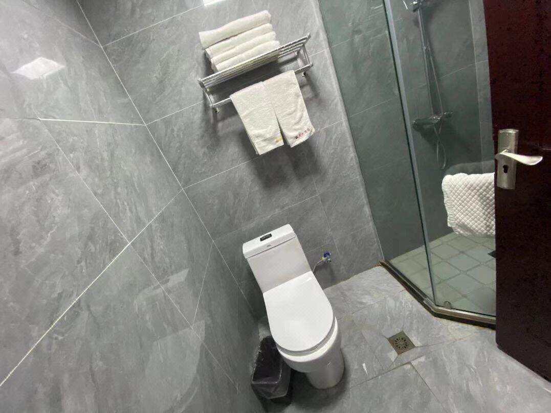 00000000LJLhHeTjFjLTYBFi