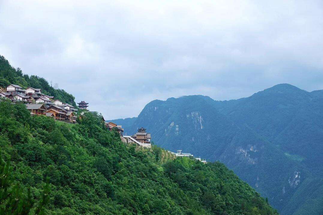 00000000NaqXesEGYUwrOBpE