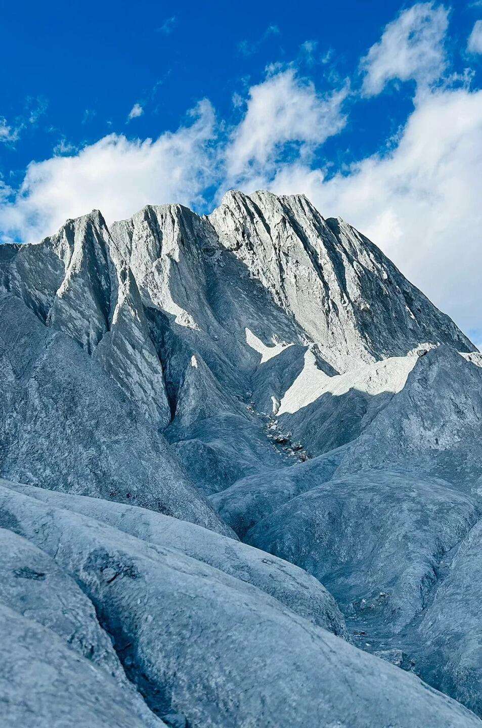 00000000UcVUupUbiJRNhwbG