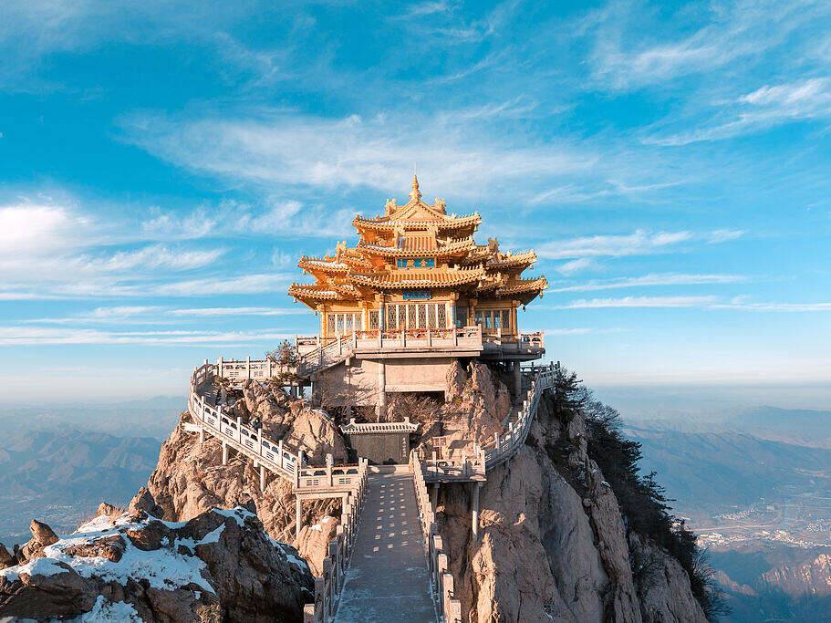 00000000donKvqgBnQLEaLmW