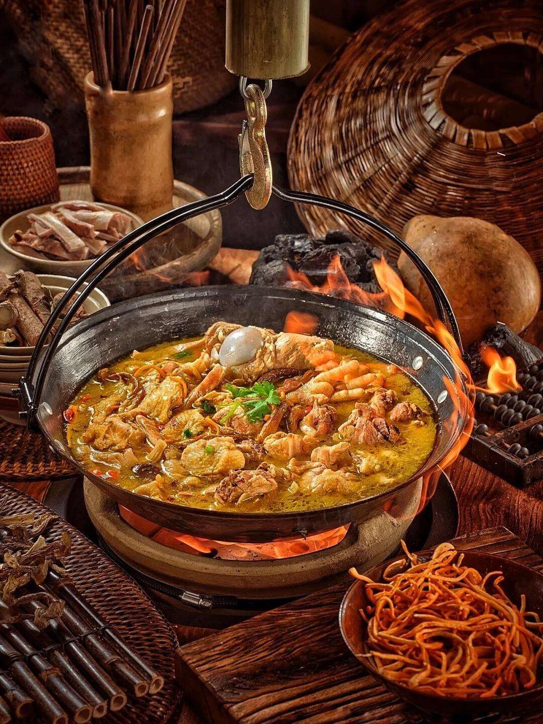 00000000fuDttQqIJYKZqypZ